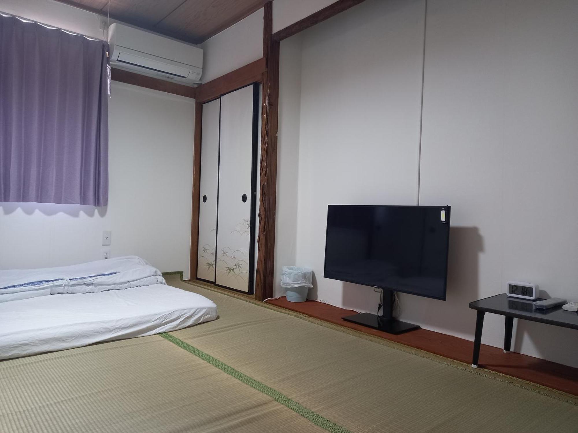 Lucky House Guest House โอซาก้า ภายนอก รูปภาพ